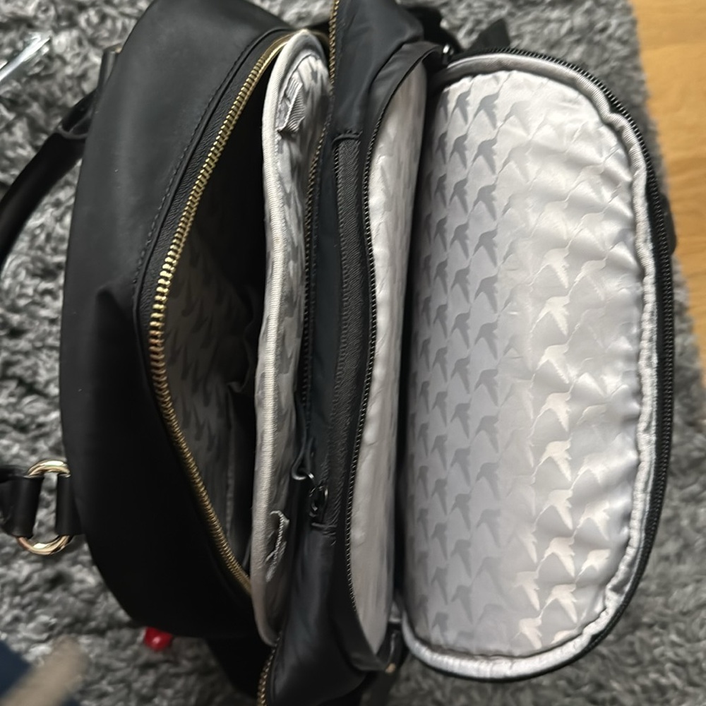 Lo & Sons Black Backpack - Picture 3 of 5